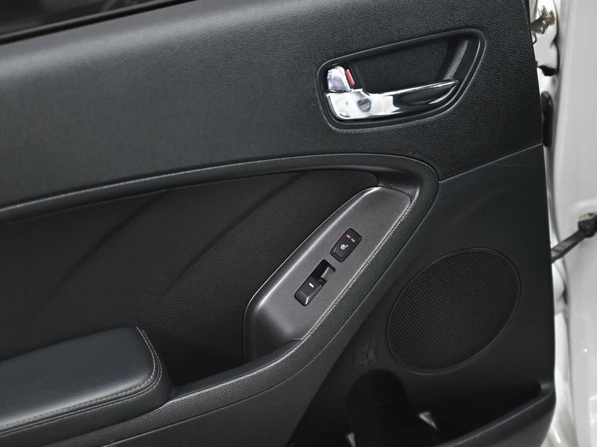 Kia Cerato, 2013 Фото №7