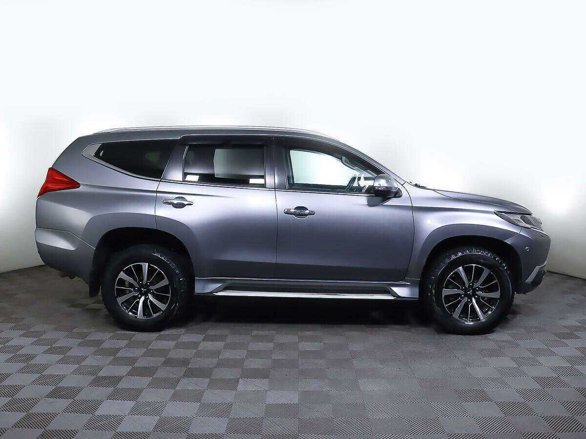 Mitsubishi Pajero Sport, 2017 Фото №3
