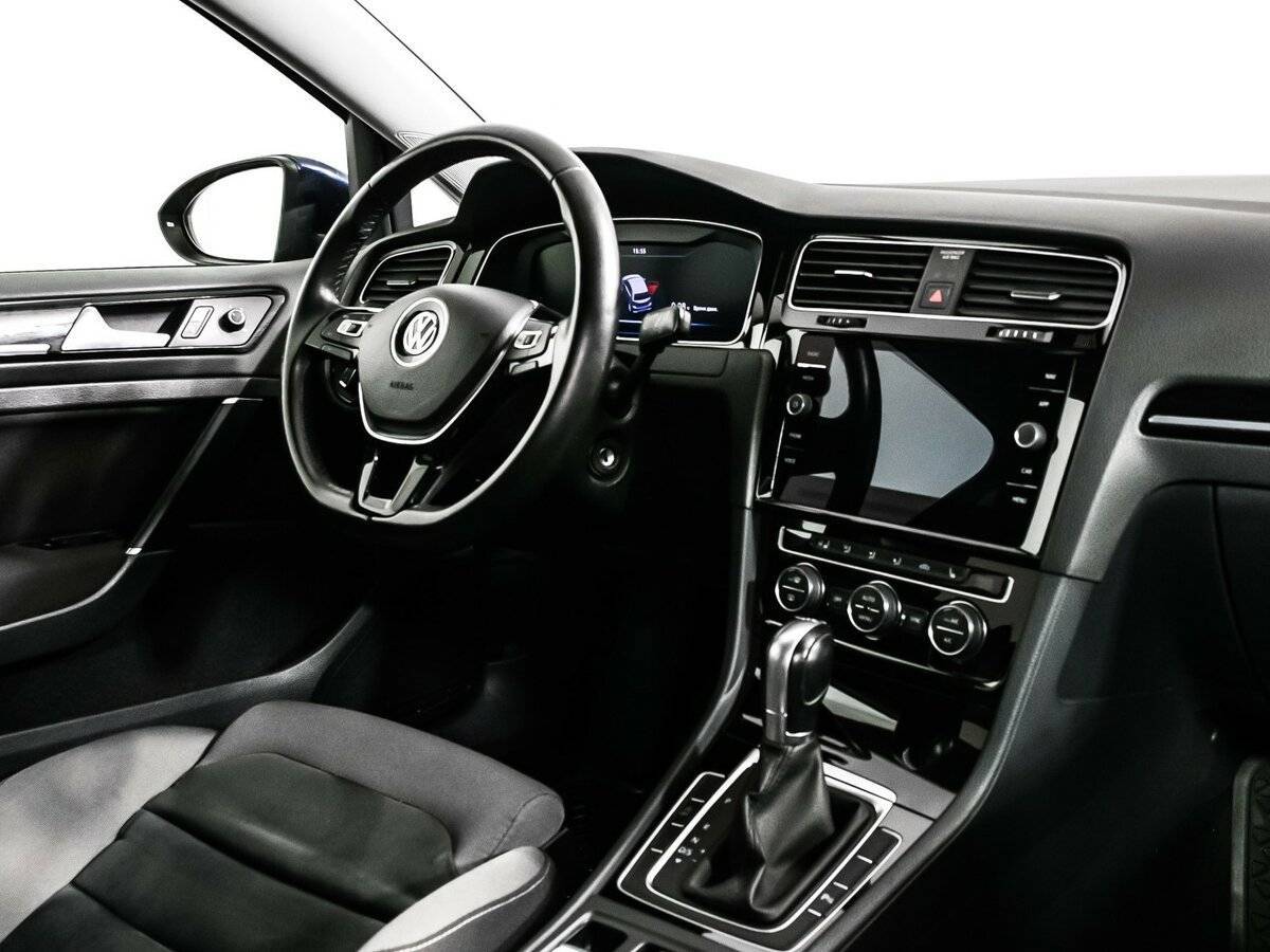 Volkswagen Golf, 2018 Фото №9