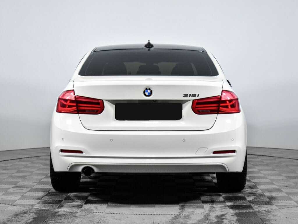 BMW 3 серии 318i, 2017 Фото №6