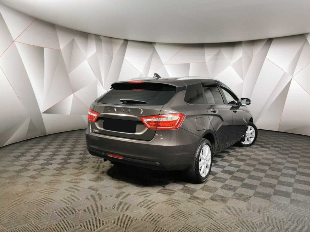 Lada (ВАЗ) Vesta SW, 2022 Фото №2