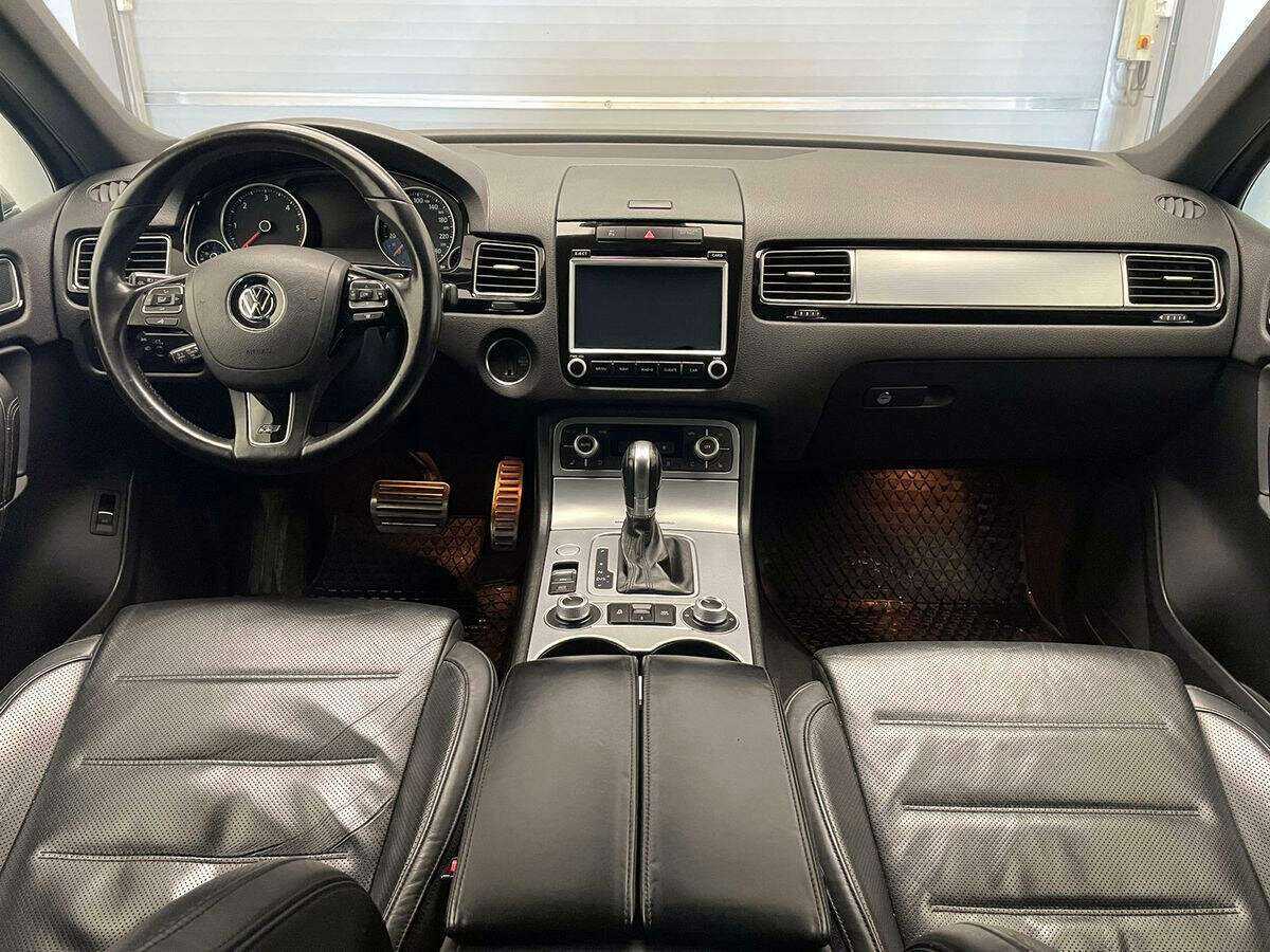 Volkswagen Touareg, 2015 Фото №8