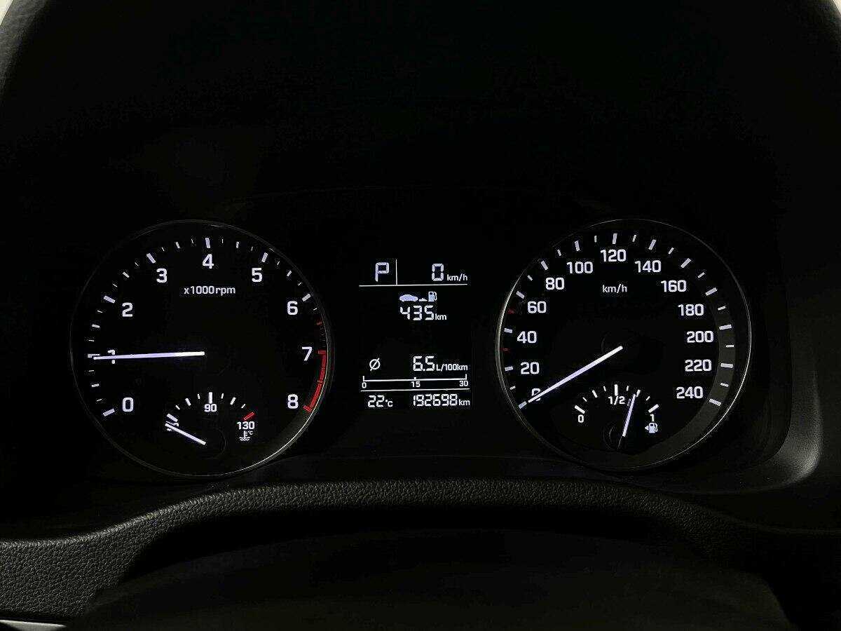 Hyundai Elantra, 2018 Фото №11