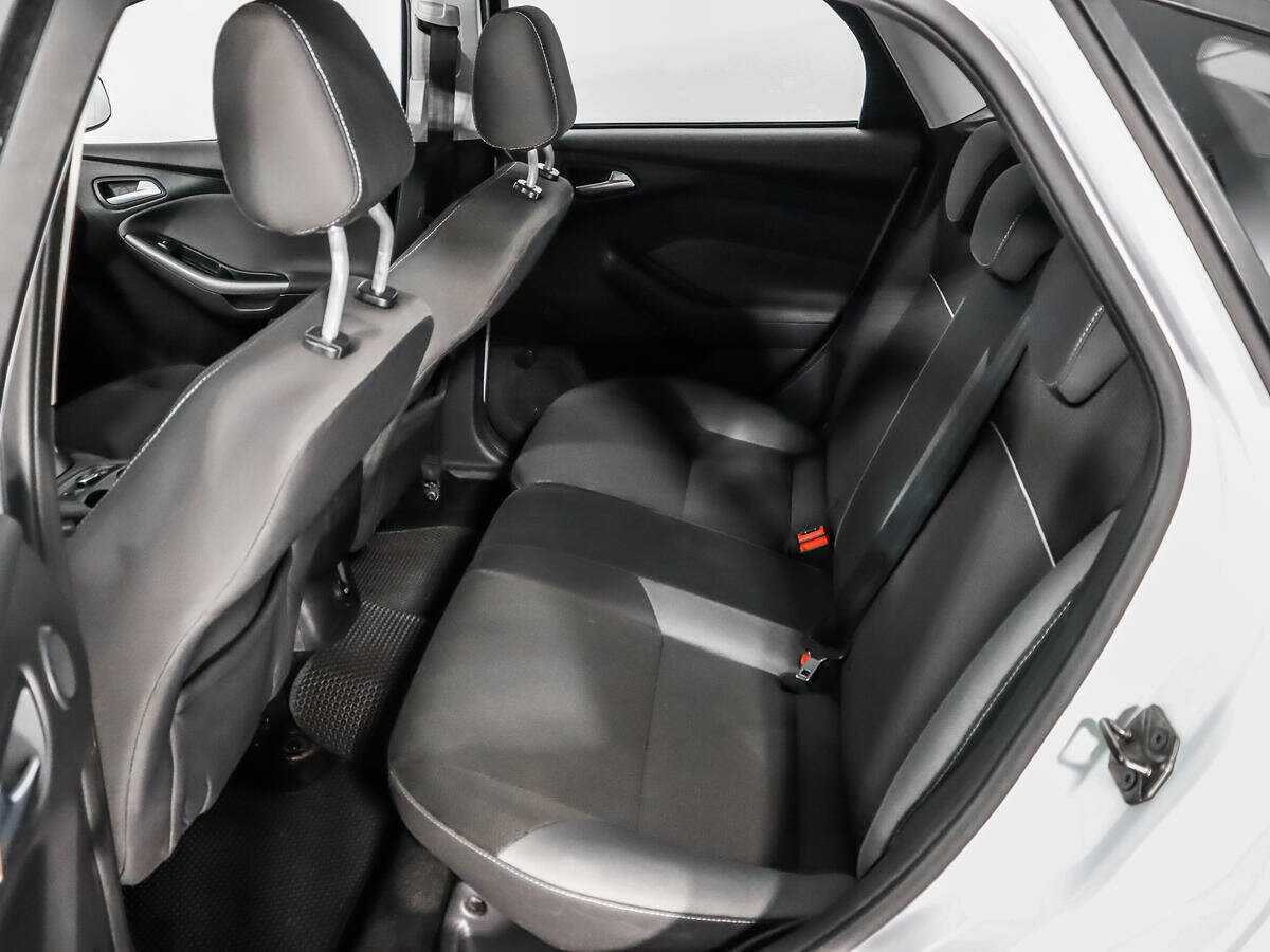 Ford Focus, 2012 Фото №10