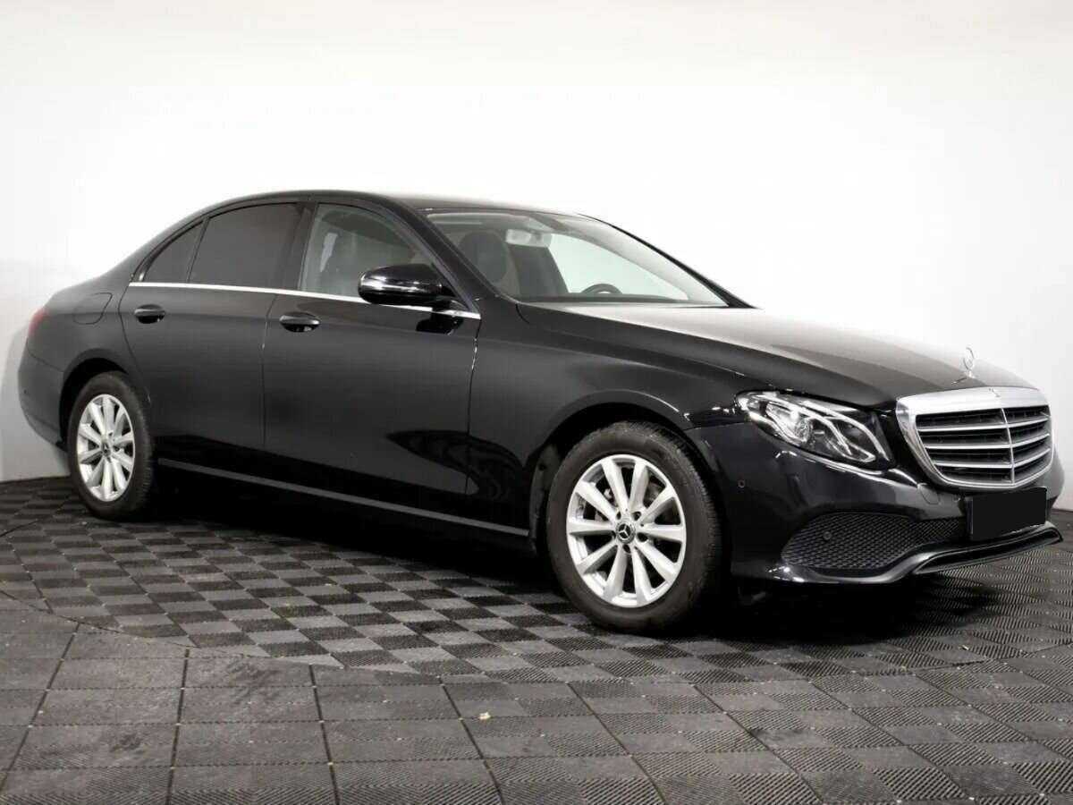 Mercedes-Benz E-Класс 200, 2018 Фото №3