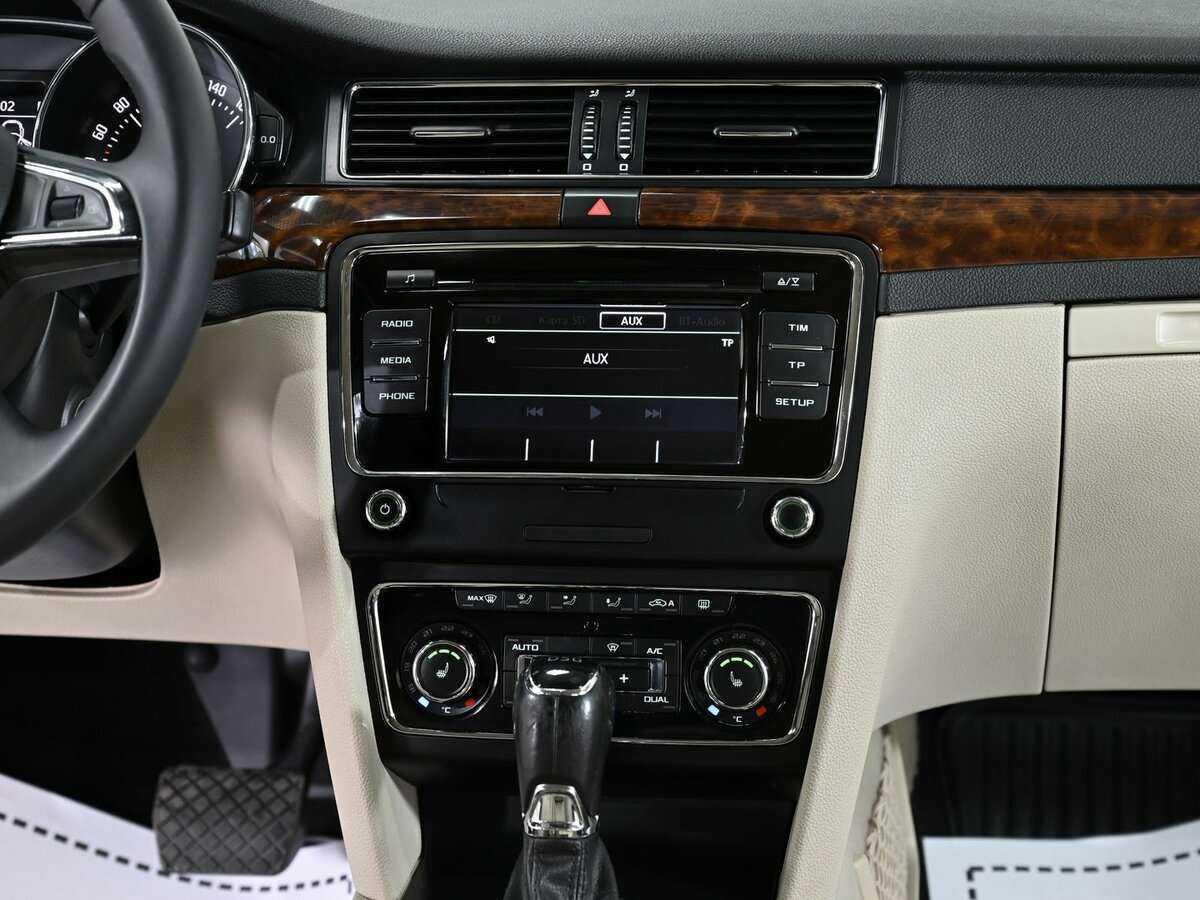 Skoda Superb DSG, 2013 Фото №12