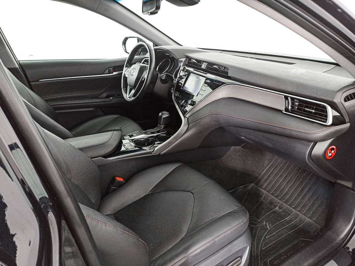 Toyota Camry, 2020 Фото №8