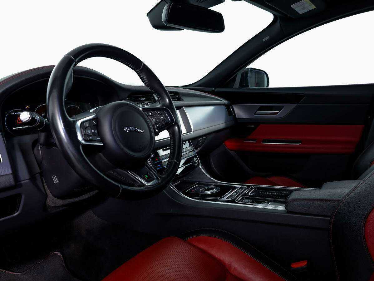 Jaguar XF, 2017 Фото №11