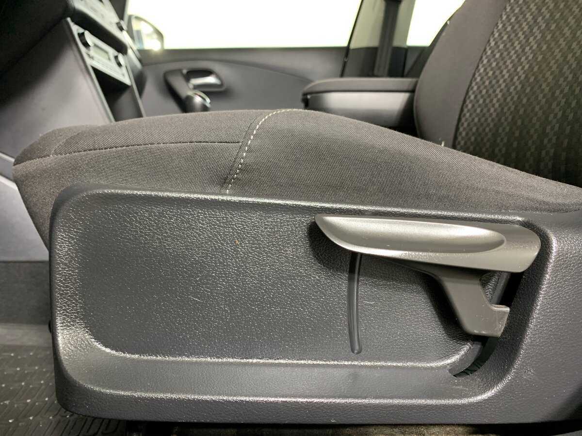 Volkswagen Polo, 2016 Фото №14