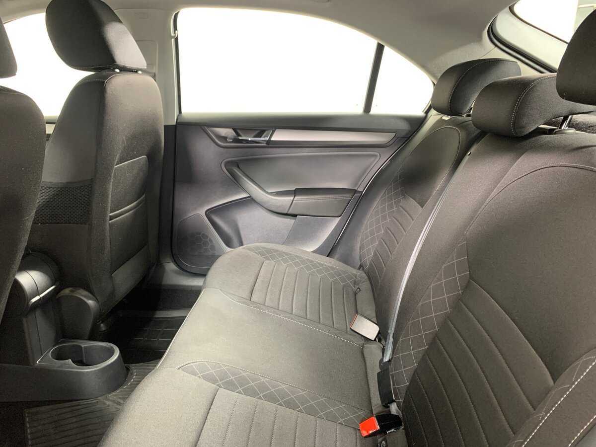 Skoda Rapid, 2018 Фото №19