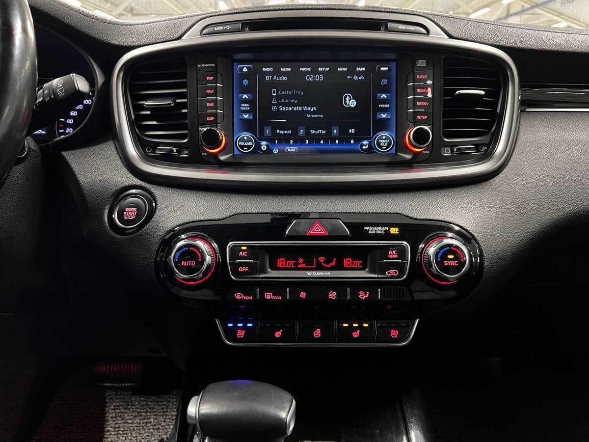 Kia Sorento, 2018 Фото №15