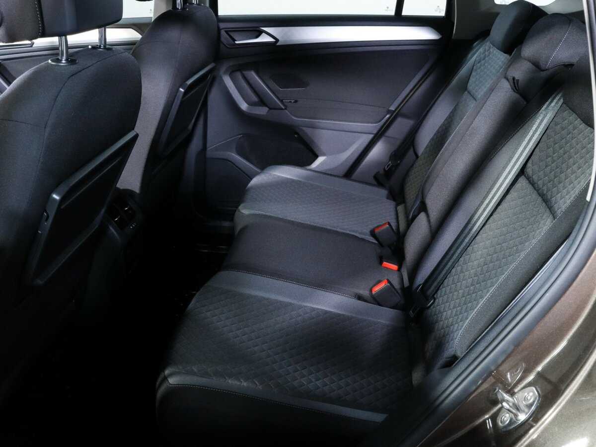 Volkswagen Tiguan, 2020 Фото №7