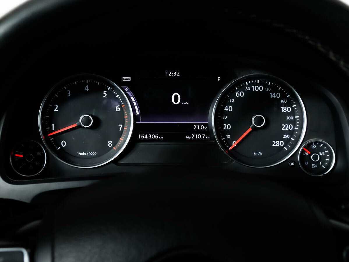 Volkswagen Touareg, 2013 Фото №10