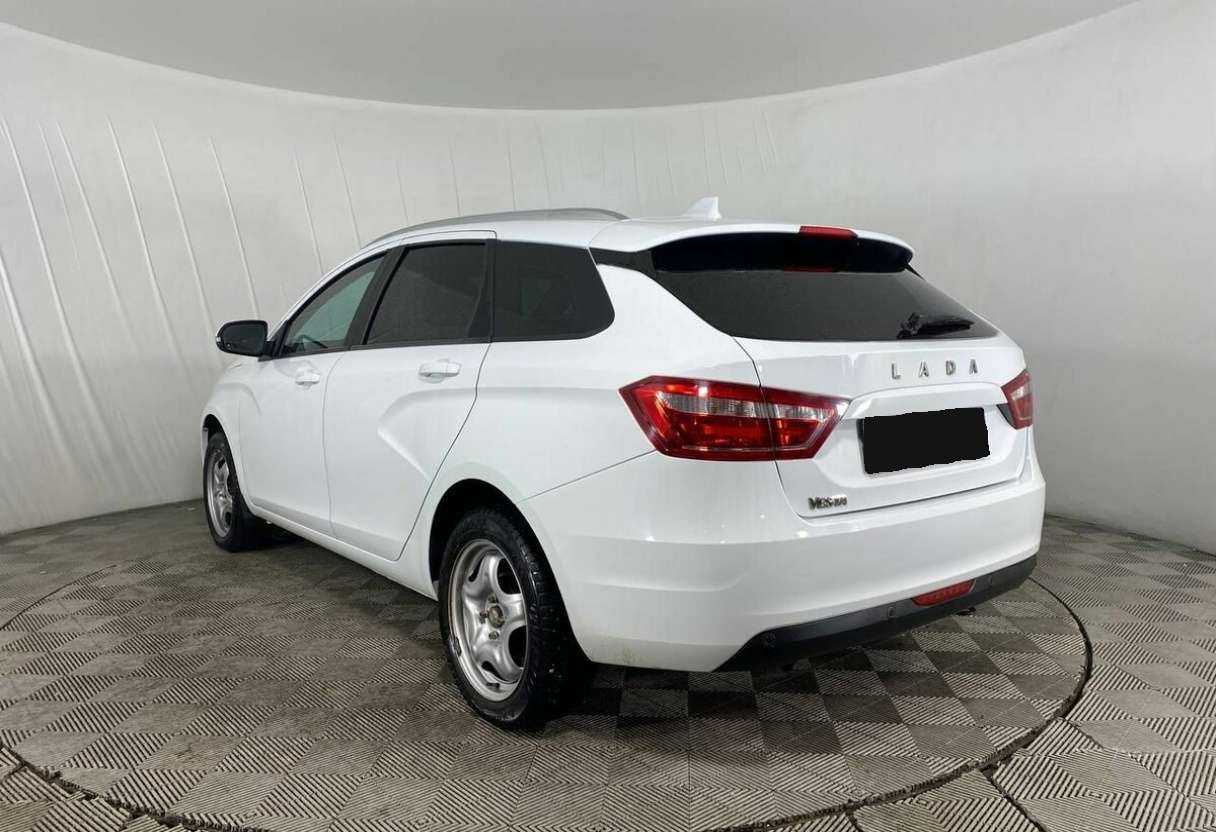 Lada (ВАЗ) Vesta SW, 2019 Фото №7