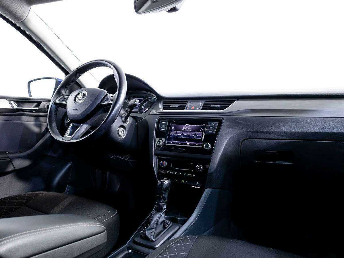 Skoda Rapid, 2017 Фото №8