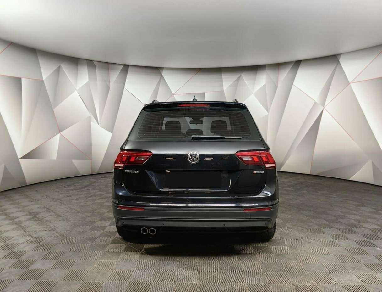 Volkswagen Tiguan, 2020 Фото №8