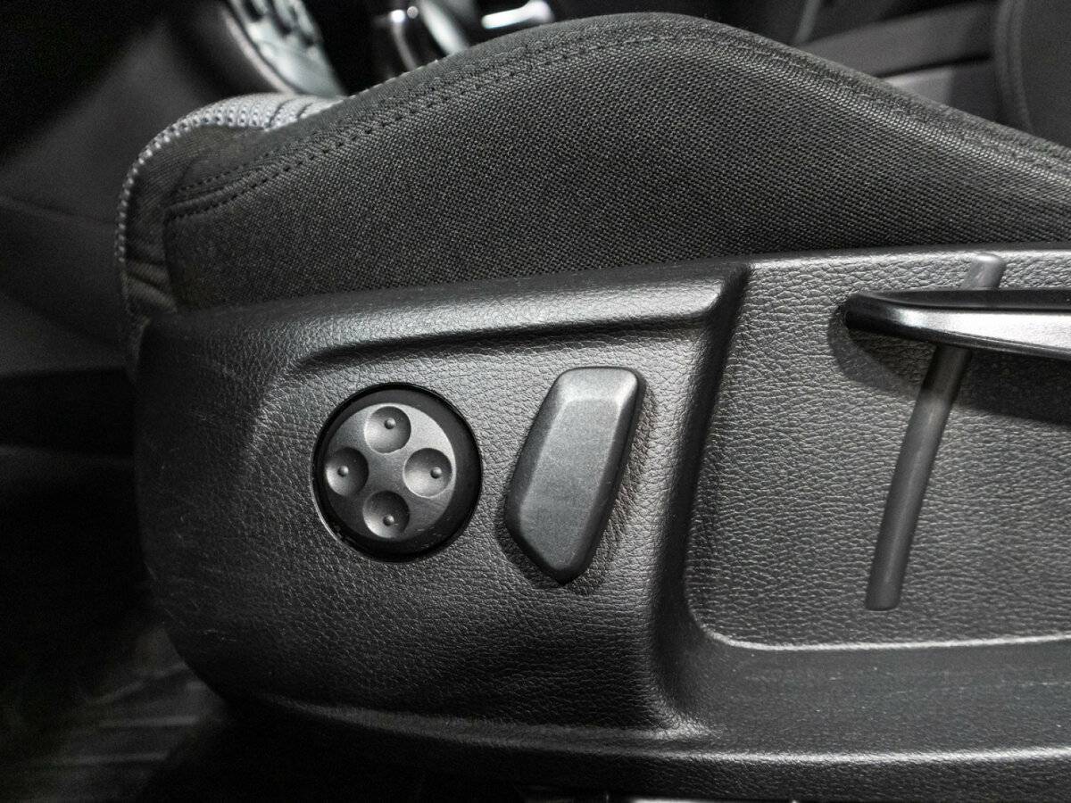 Volkswagen Passat CC, 2012 Фото №16