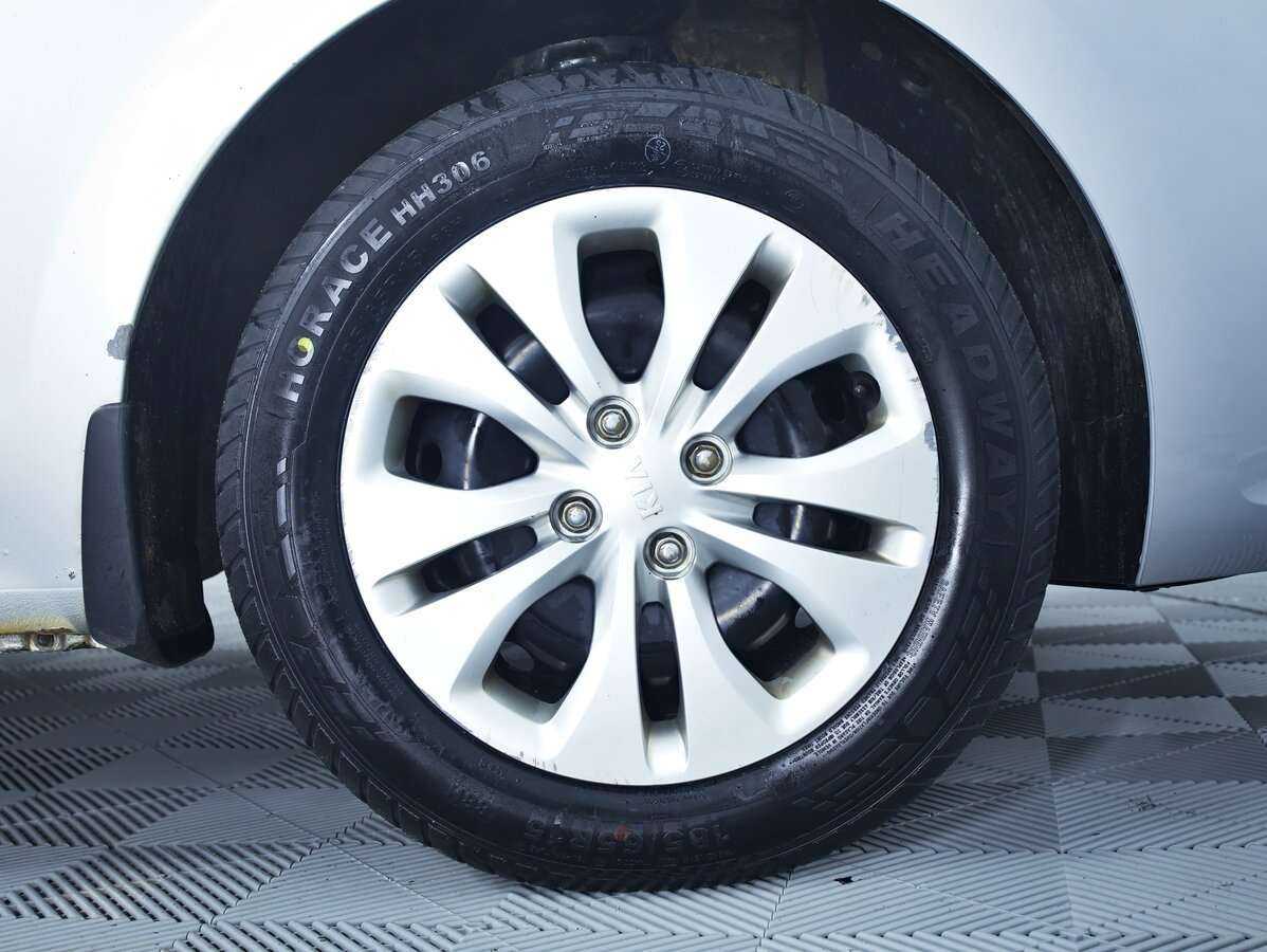 Kia Rio, 2017 Фото №9