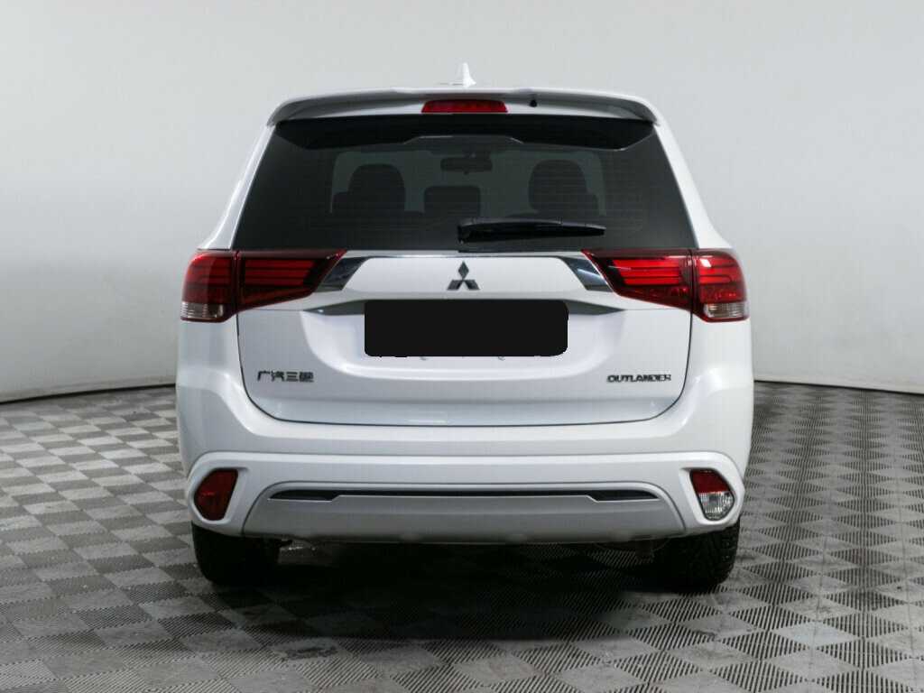 Mitsubishi Outlander, 2022 Фото №5