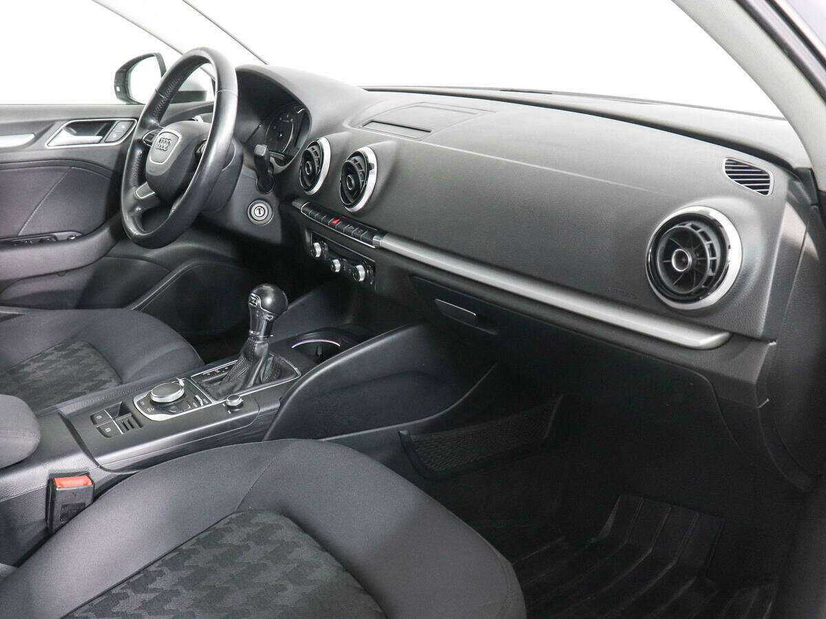 Audi A3, 2013 Фото №10