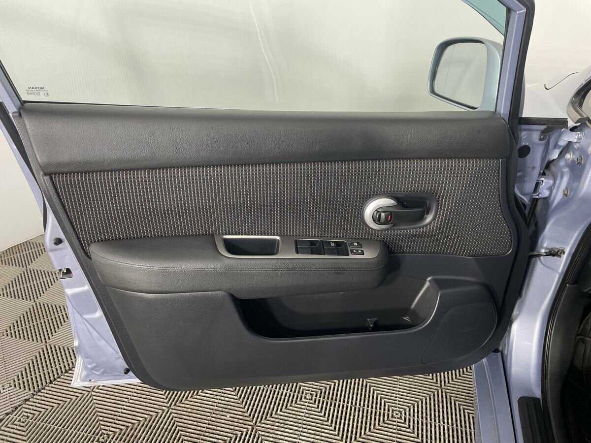 Nissan Tiida, 2013 Фото №8