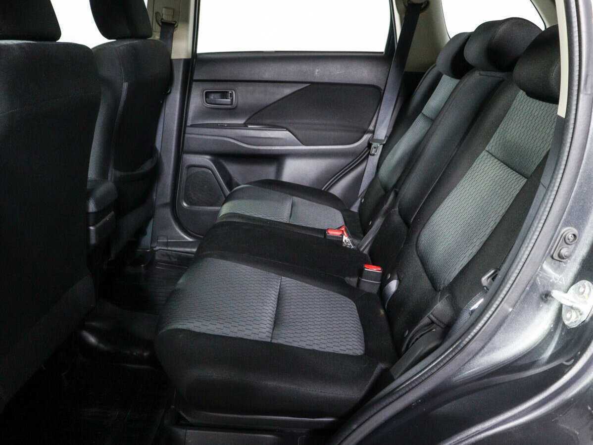 Mitsubishi Outlander, 2015 Фото №8