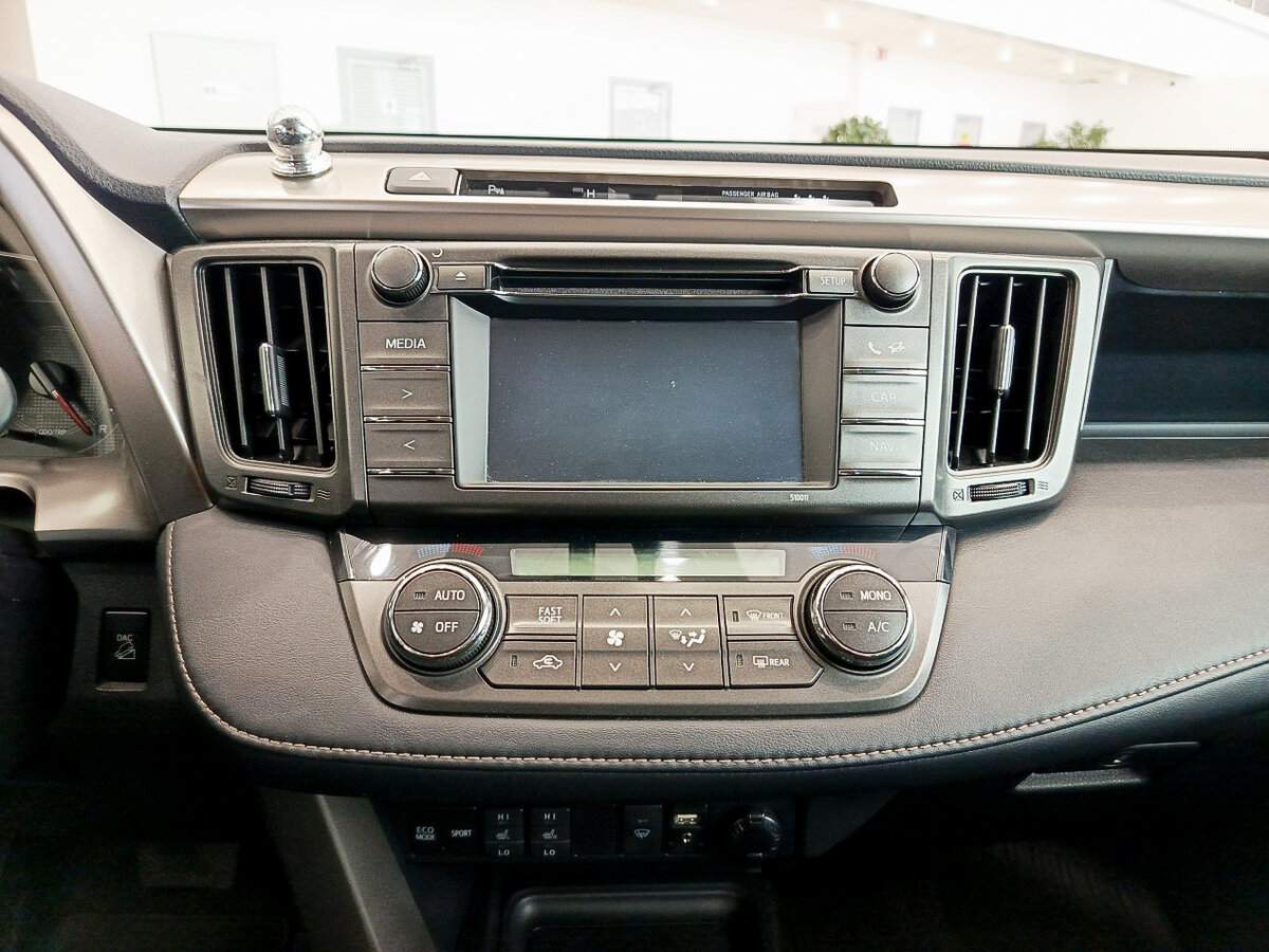 Toyota RAV4, 2015 Фото №15