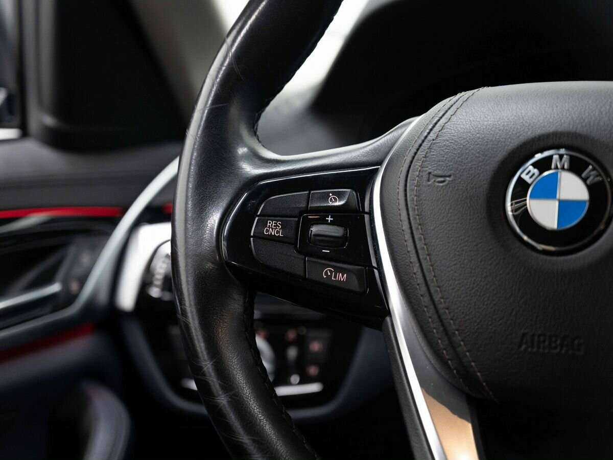 BMW 5 серии 520d xDrive, 2017 Фото №16