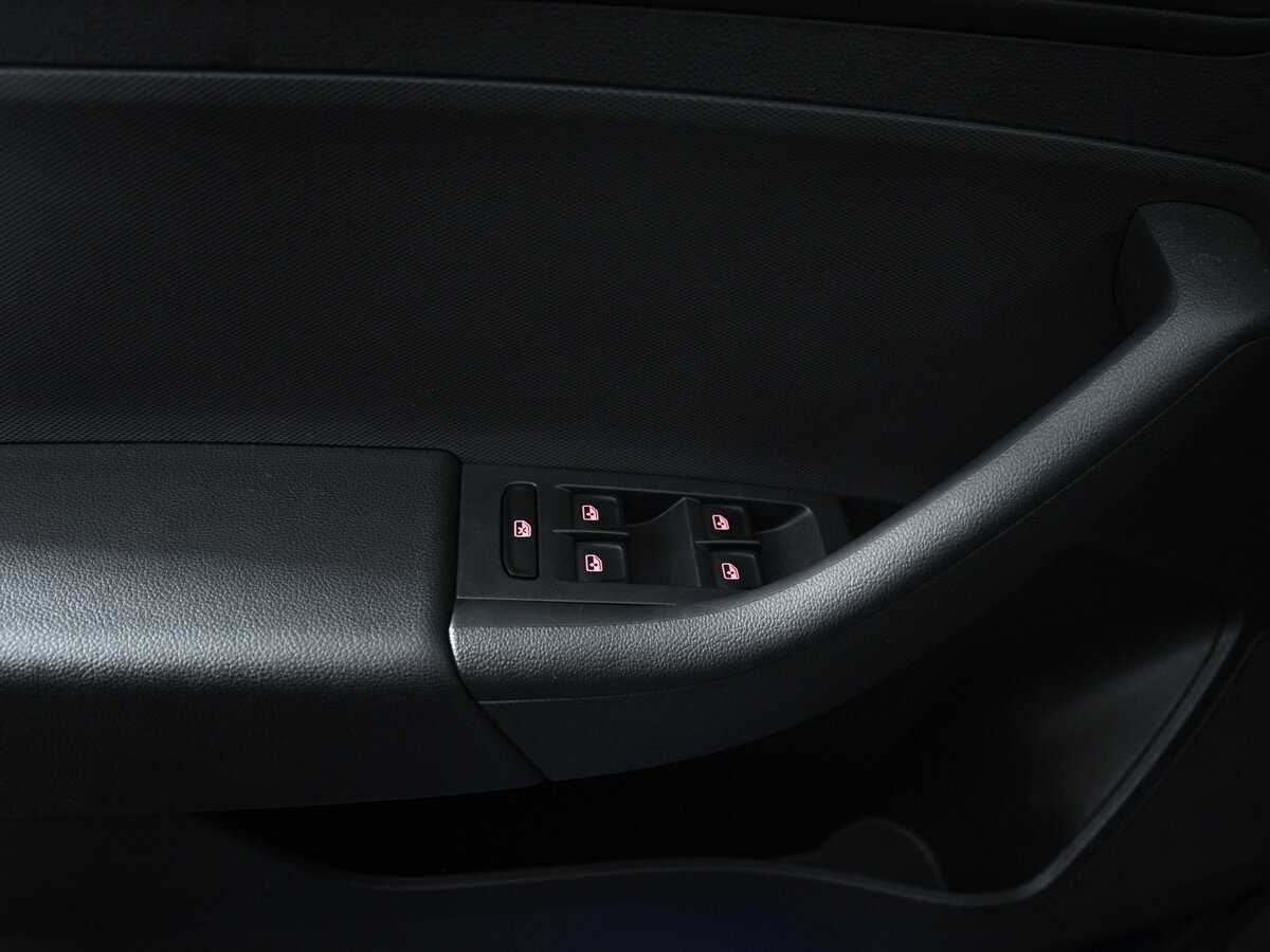 Volkswagen Polo, 2020 Фото №12