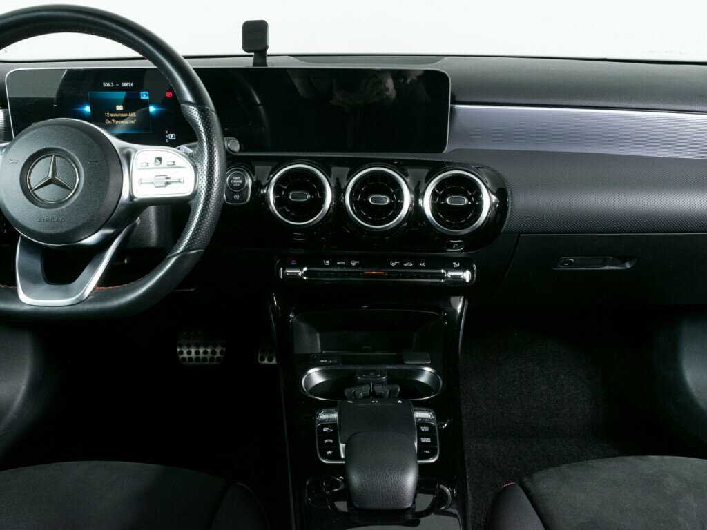 Mercedes-Benz A-Класс 200, 2018 Фото №9