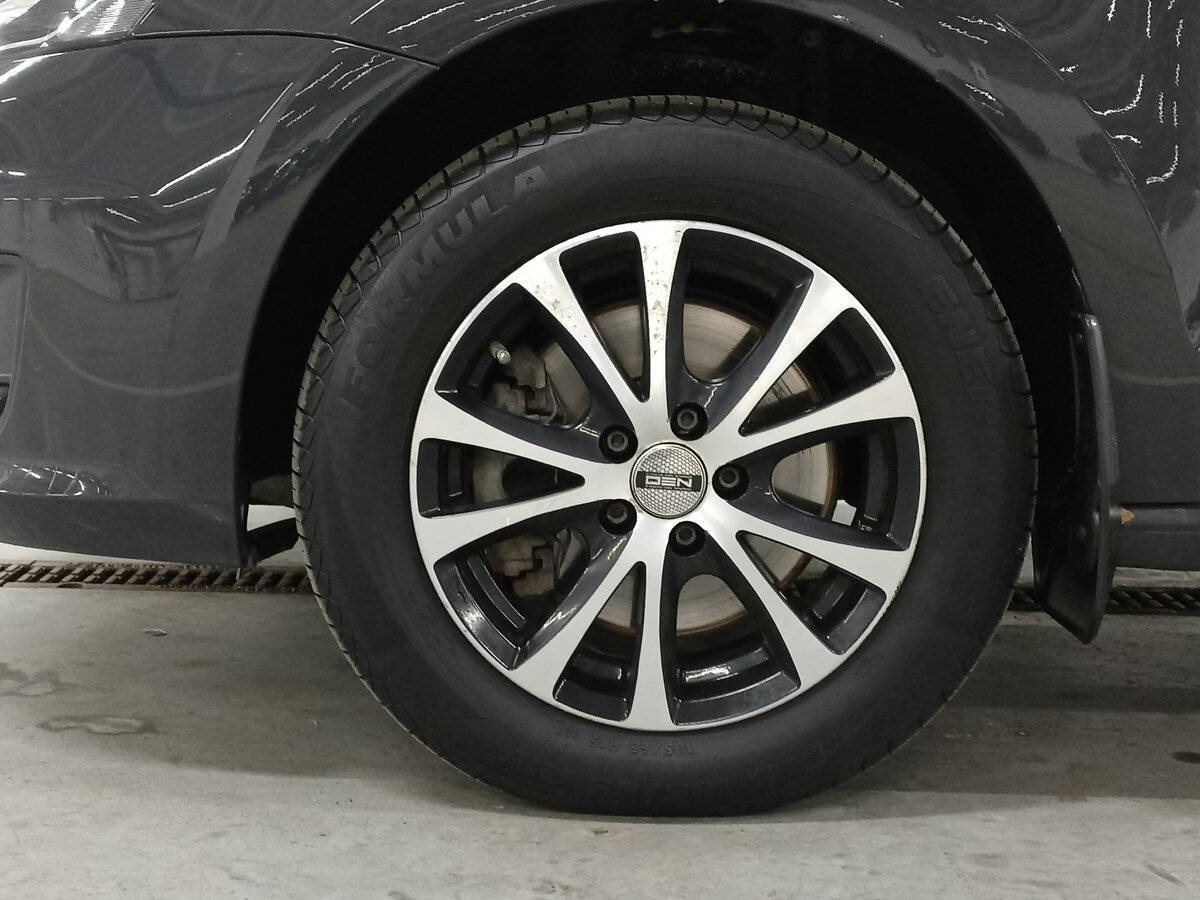 Volkswagen Polo, 2018 Фото №18