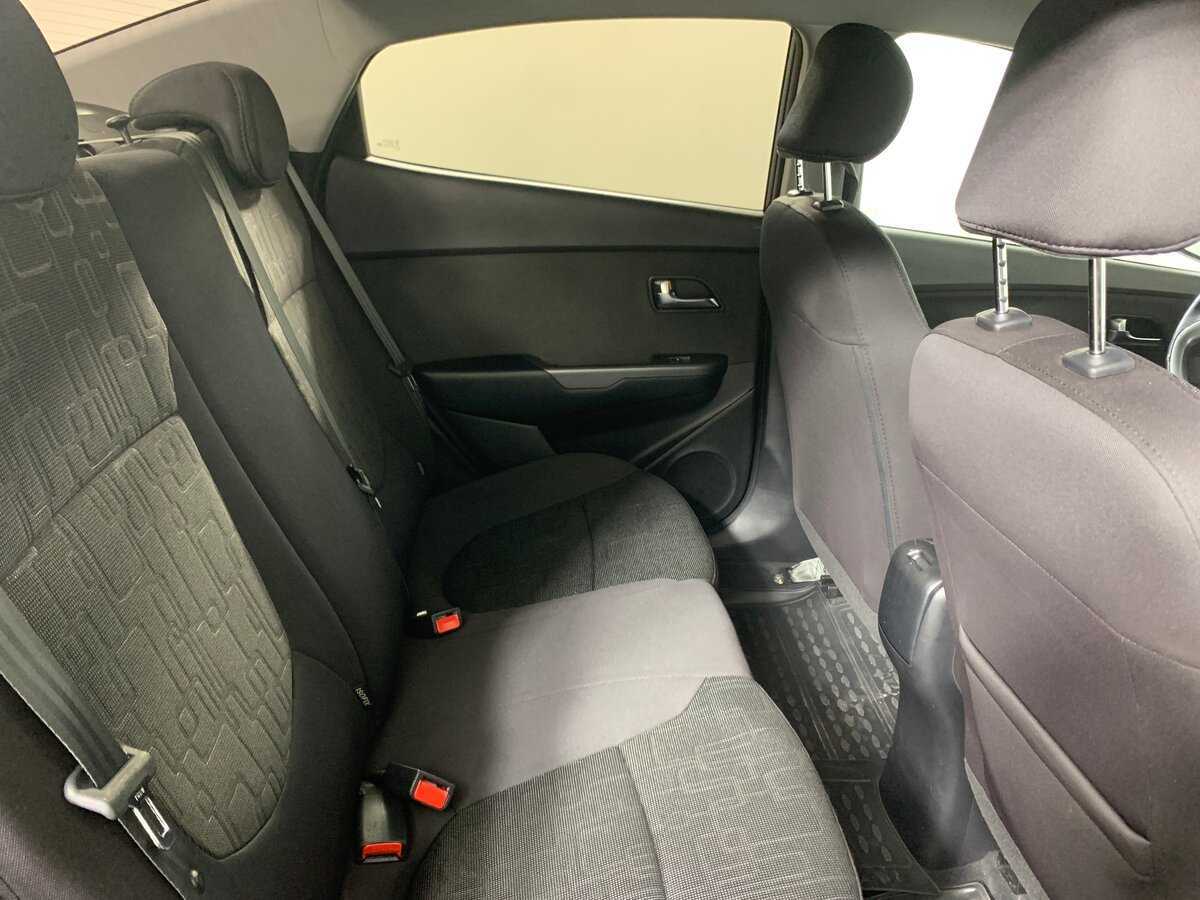 Kia Rio, 2016 Фото №15