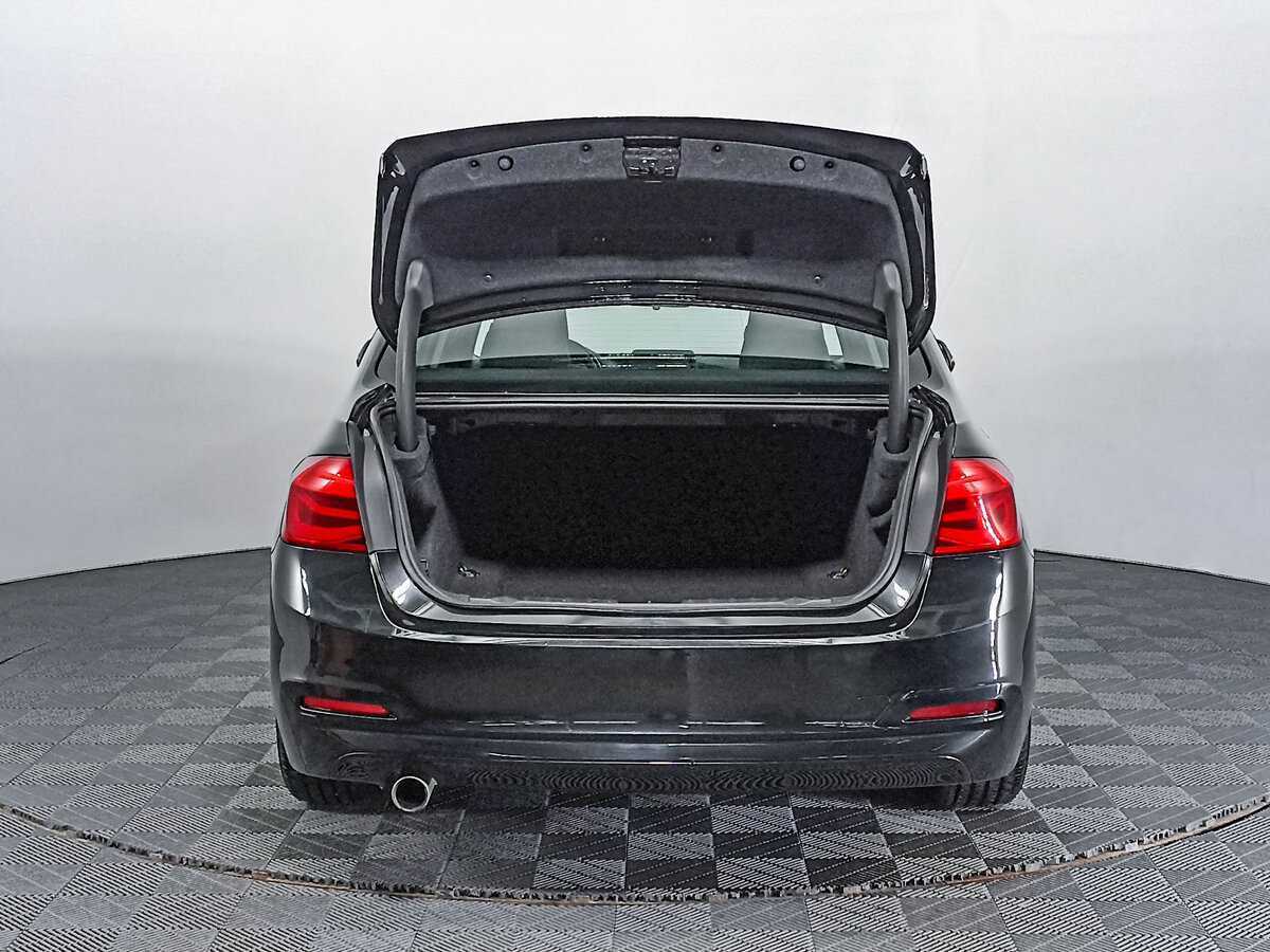 BMW 3 серии 320i xDrive, 2018 Фото №8