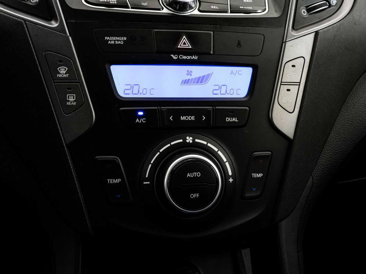 Hyundai Santa Fe, 2015 Фото №15