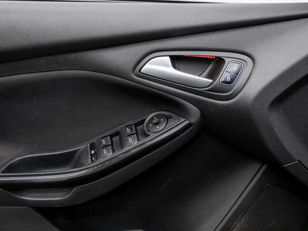 Ford Focus, 2019 Фото №17