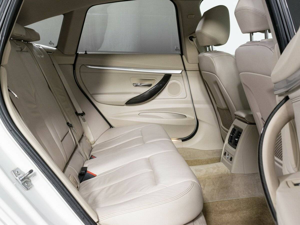 BMW 3 серии Gran Turismo 320i, 2013 Фото №13