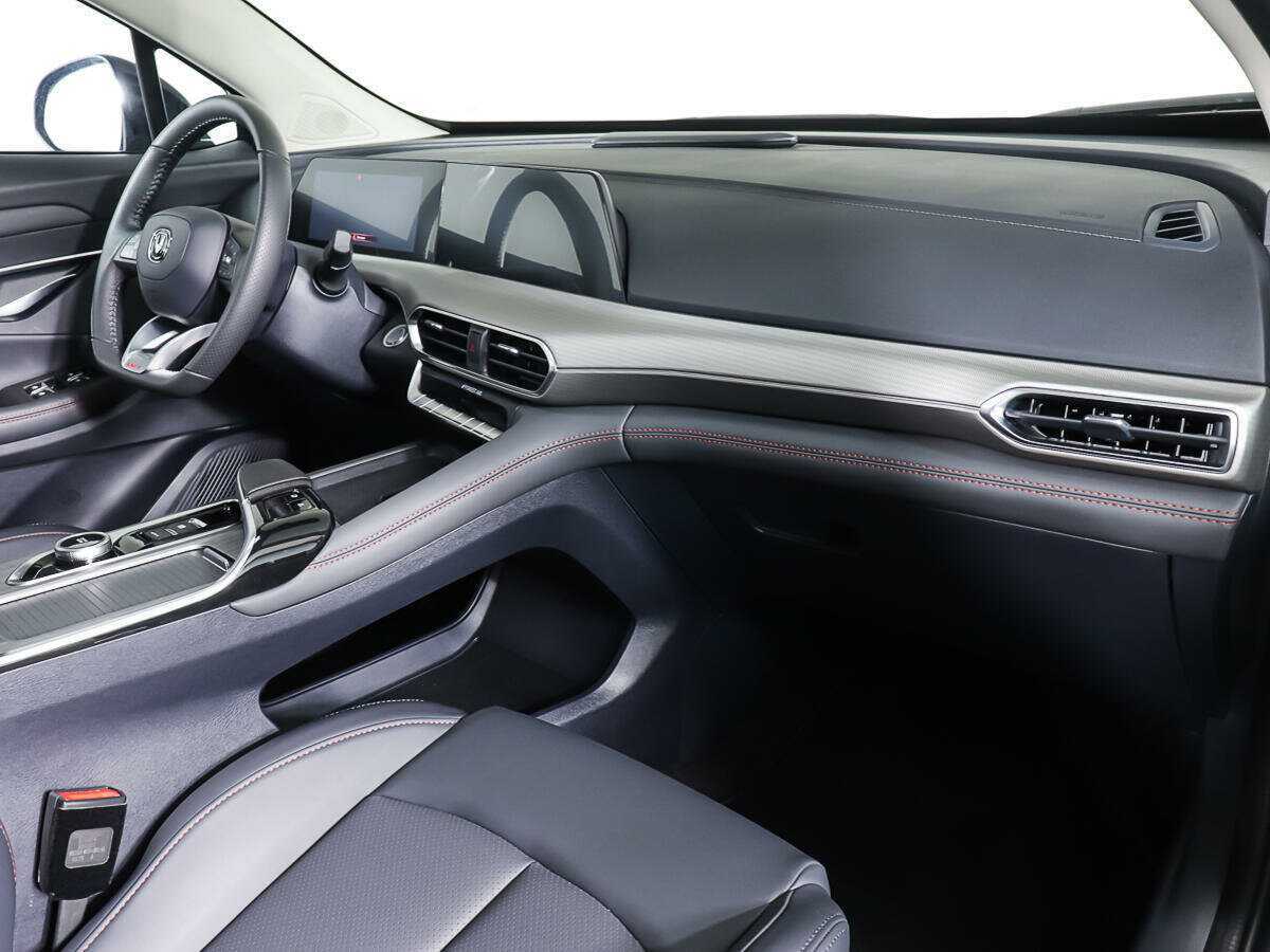 Changan UNI-T, 2023 Фото №8