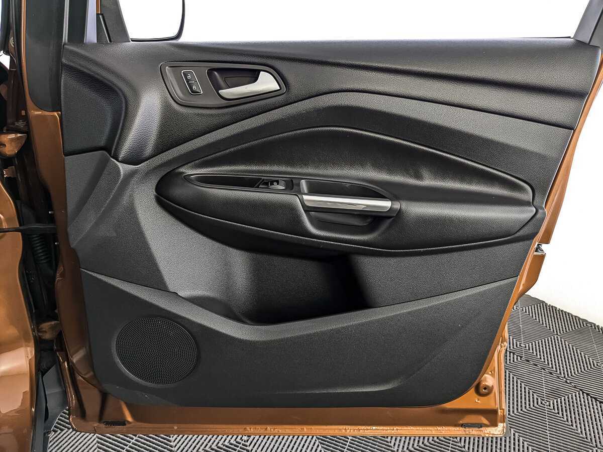 Ford Kuga, 2014 Фото №25