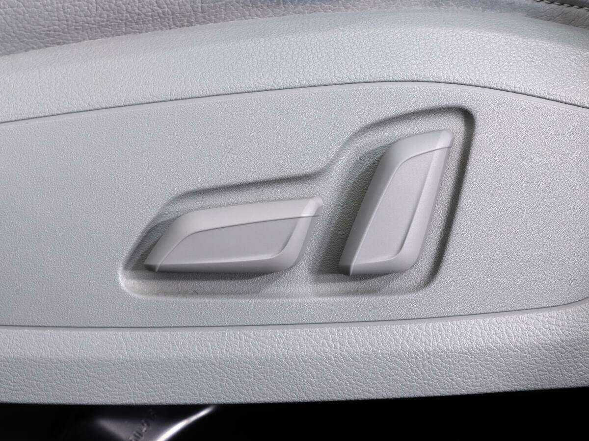 Audi A4, 2019 Фото №17