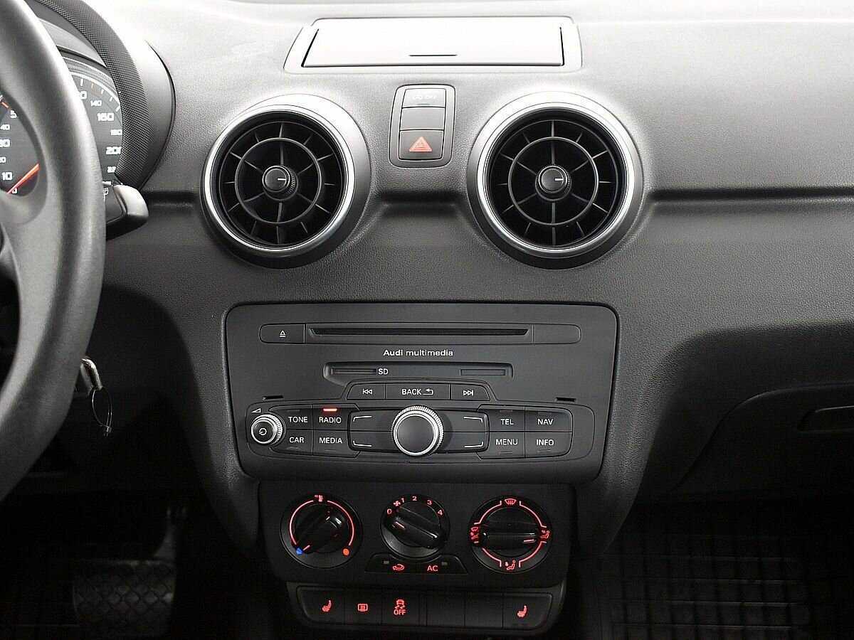 Audi A1 Sportback, 2014 Фото №13