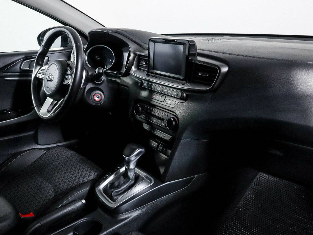 Kia Ceed, 2019 Фото №9