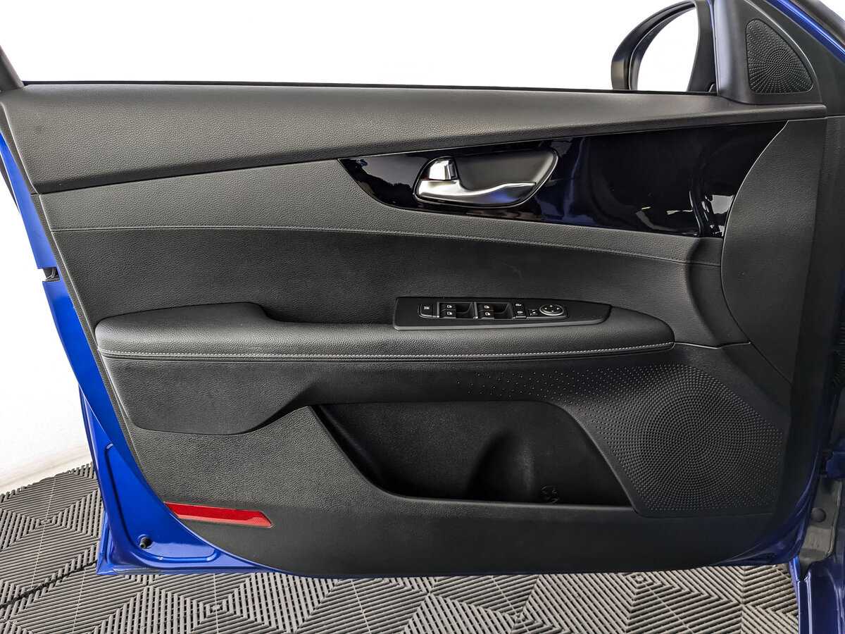 Kia Cerato, 2021 Фото №15