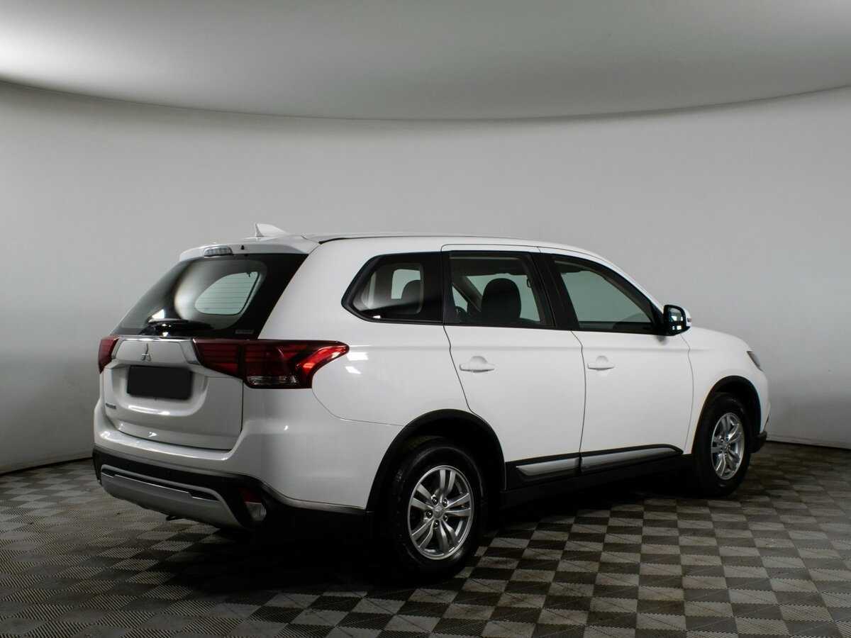 Mitsubishi Outlander, 2020 Фото №5