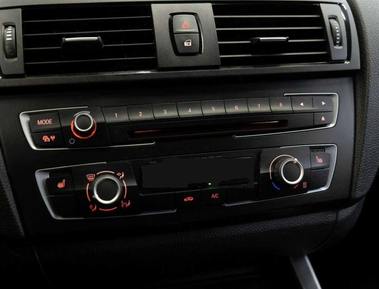 BMW 1 серии 116i, 2014 Фото №13