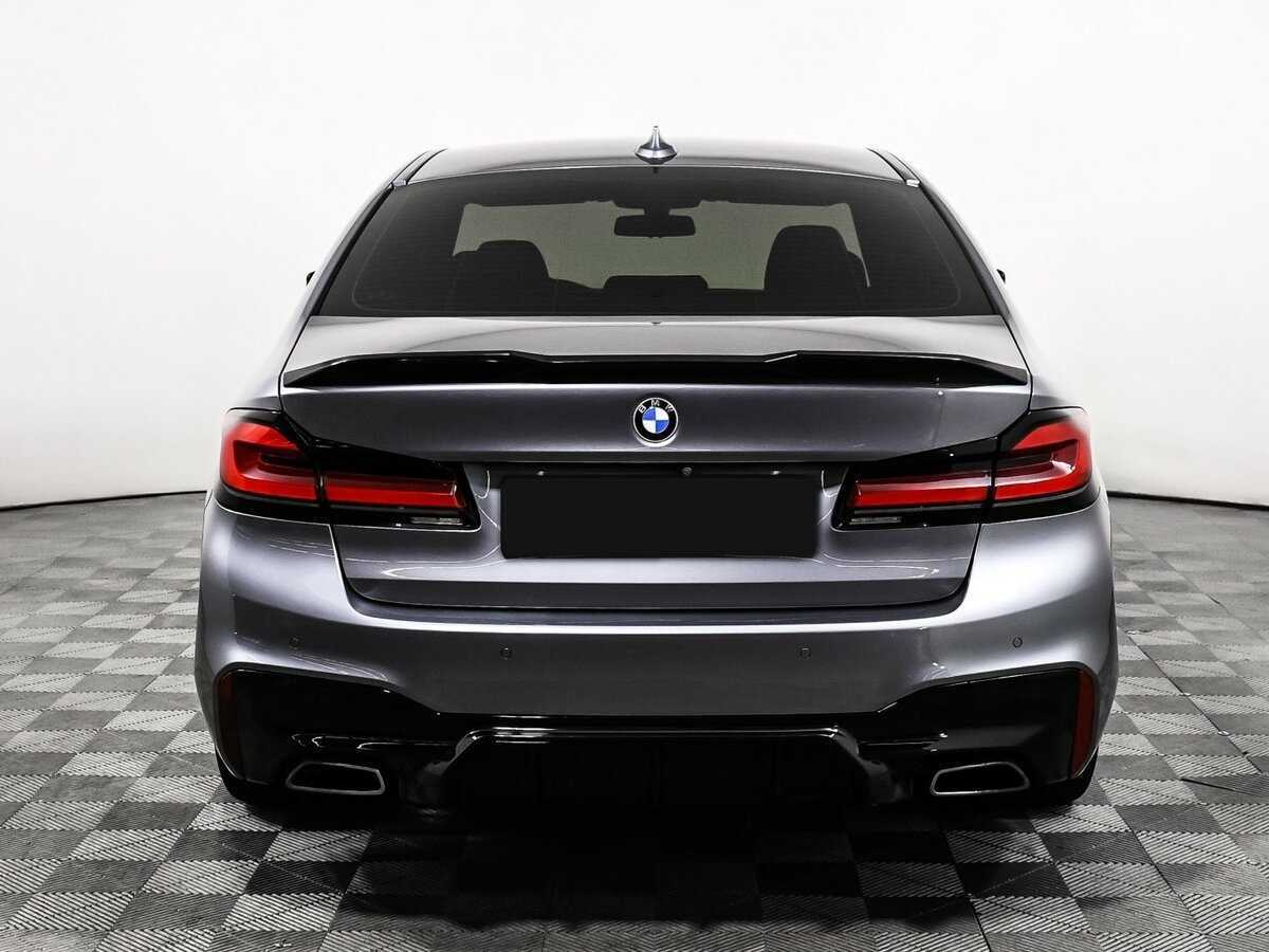 BMW 5 серии 520d xDrive, 2018 Фото №6