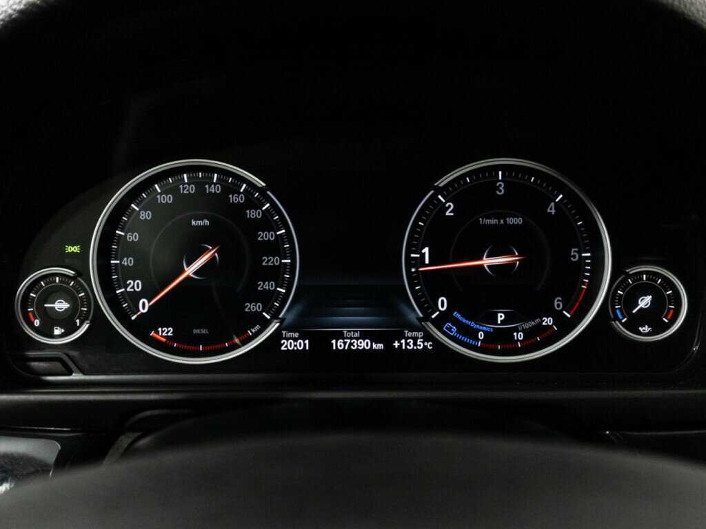 BMW 5 серии 520d, 2015 Фото №12