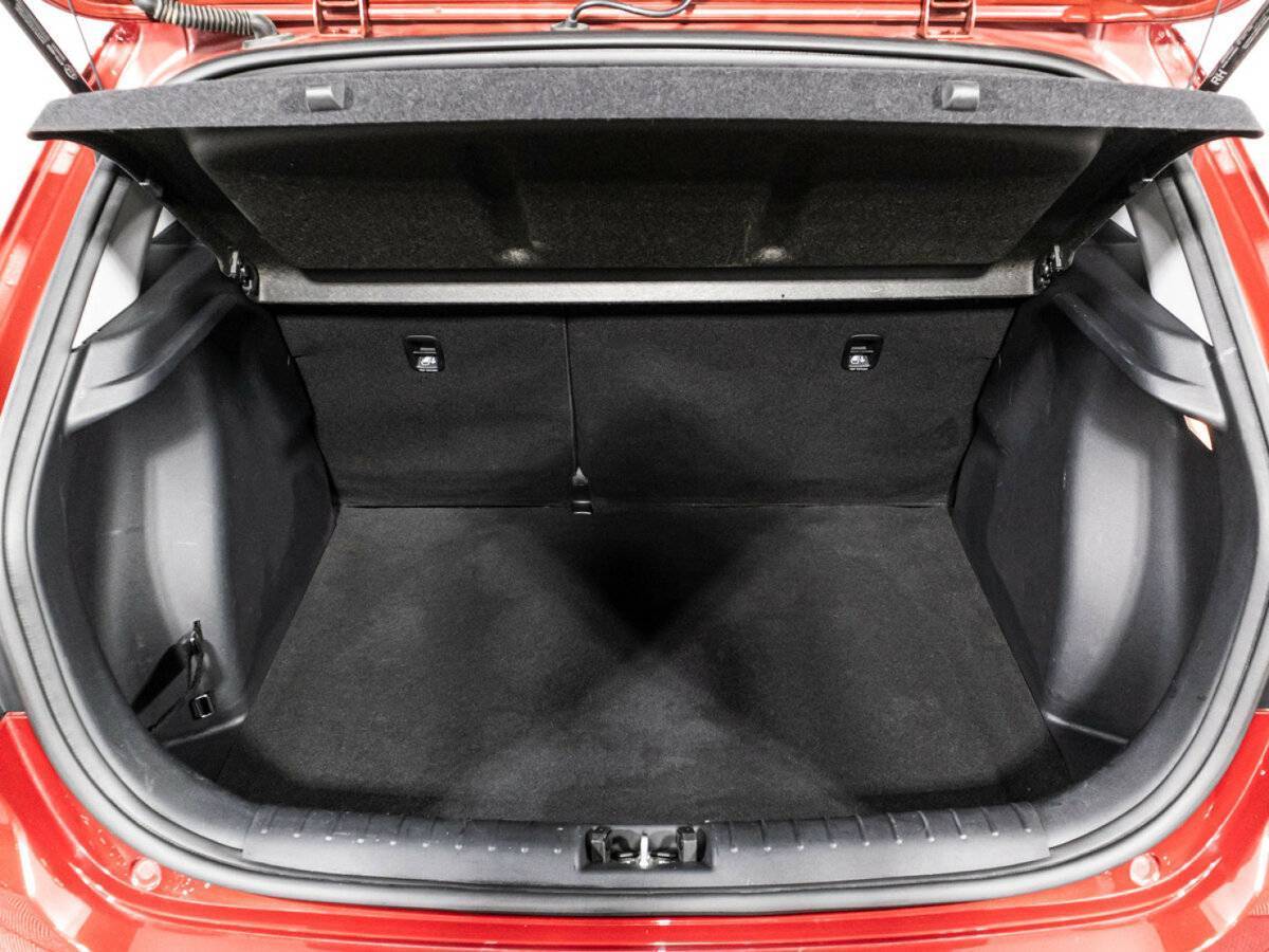 Kia Rio X-Line, 2018 Фото №15