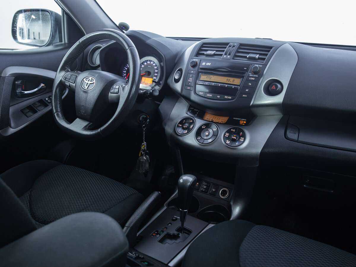 Toyota RAV4, 2012 Фото №9