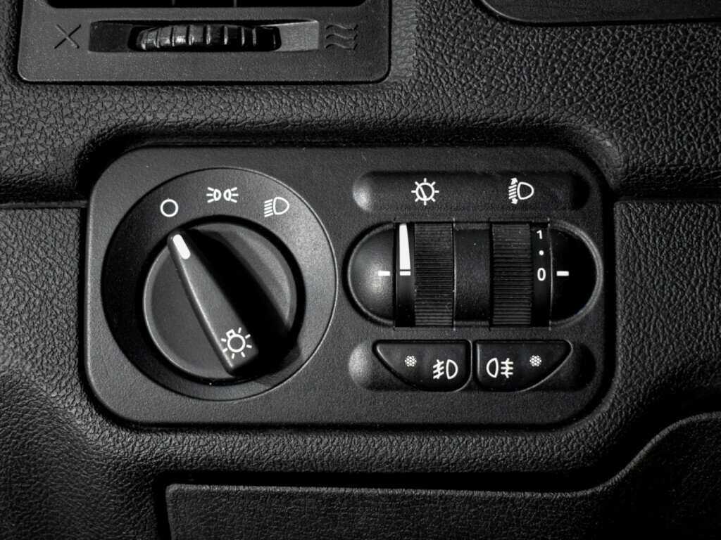 УАЗ Patriot, 2015 Фото №9