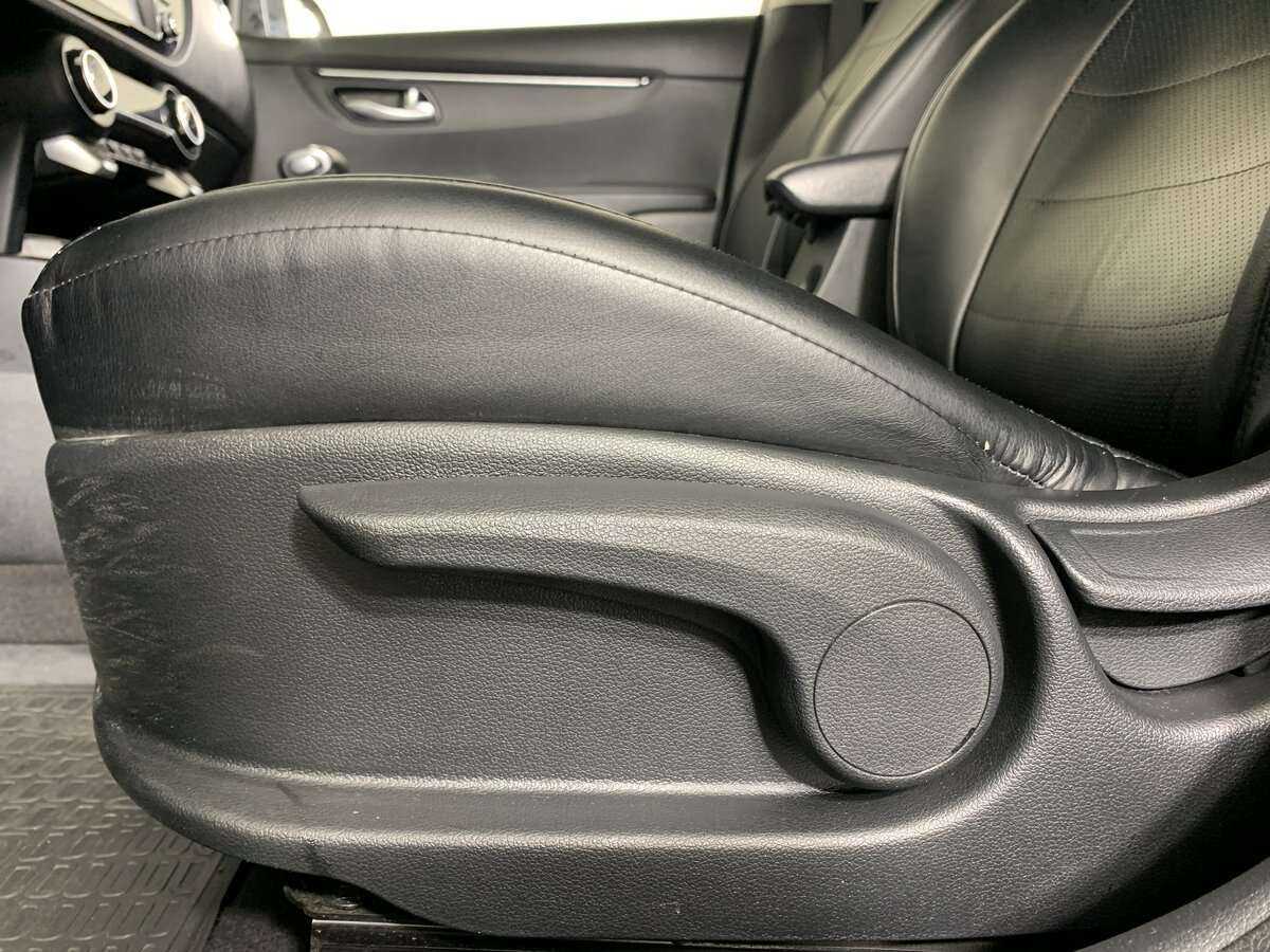 Kia Rio, 2018 Фото №14